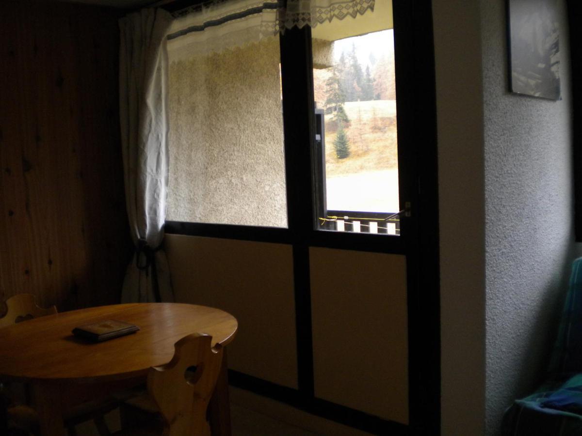 Mercier Lanslevillard Room photo